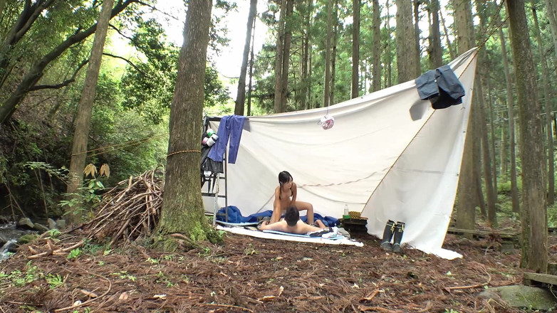 Raptor Inc: Video von Sonnenschönheiten im freien, vom Campingplatz-Manager 1 genommen