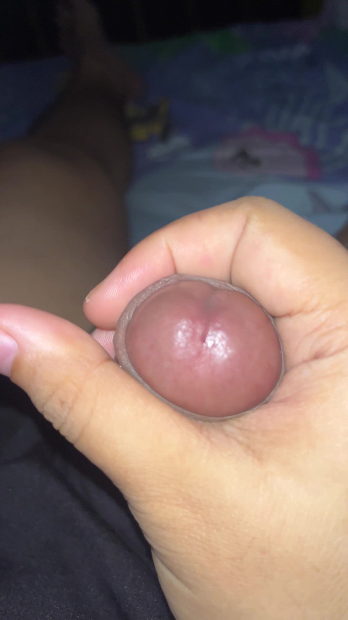 RDPN: Tengok zakar besar lelaki muda ini sangat sedap dan air...