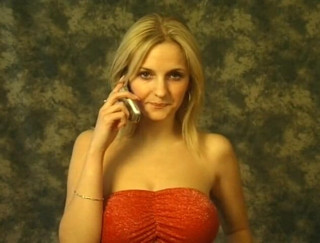 Flash Model Amateurs: Sexy blonde chick loves showing her huge boobs
