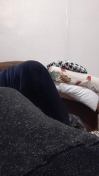 Seks lesbian cepat di atas katil