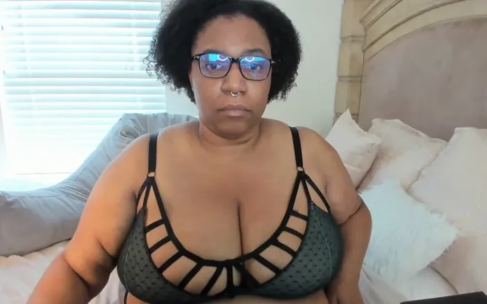 Josie4yourpleasure: Stream Started 05/08/2023 04:28 Pm