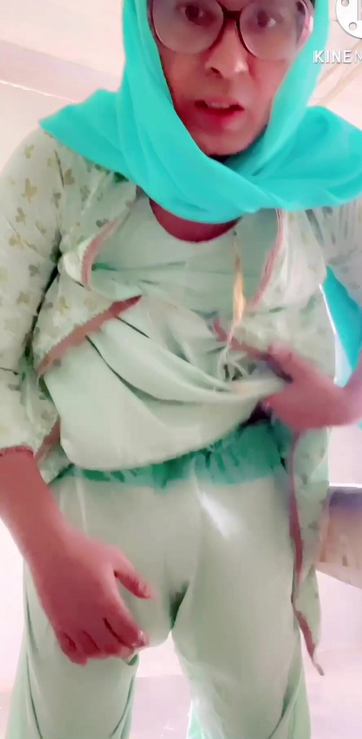 Apple00001: Sissy Routine in Every Morning