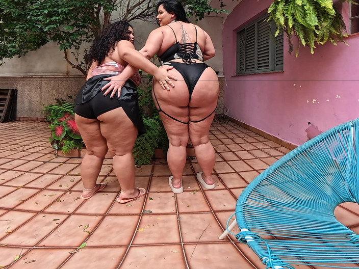 Pamela Panda VR: VR Smoking Girl Pri Melancia &amp; Pamela Panda