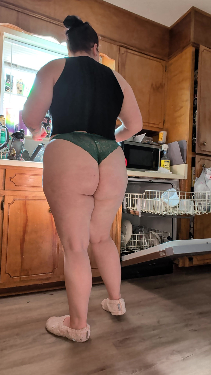 TheKinkyPwrLftr: Puliscendo la mia cucina