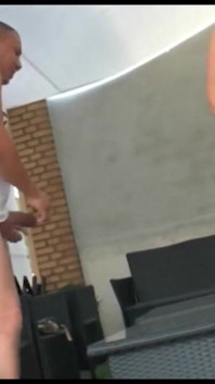 Futai în pizdă cu milf blondă cu țâțe mari... Spermă pe țâțe