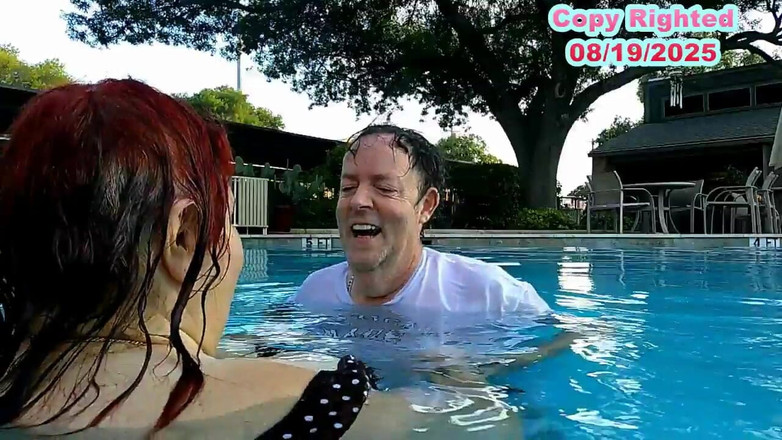 BBW nurse Vicki adventures with friends: Verpleegster Vicki En Knappe Harry Hebben Plezier Zoenen in Het...