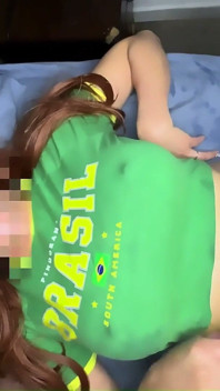 Sesi yang lazat dan intens bersama seorang gadis cantik dari Brazil.