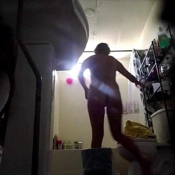 Amateur Viewer Fantasy: Sexy mature teen camera fantasy!!!