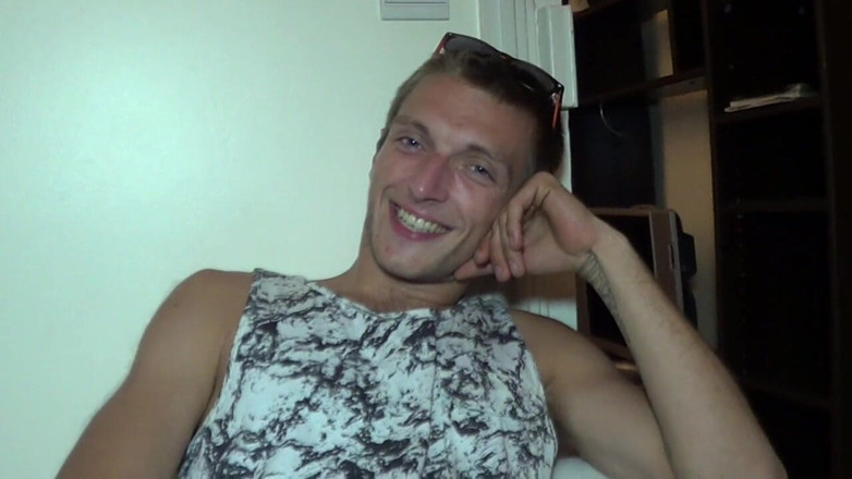 FRENCH HOLES CREAMPIED: Tiago ki Alexis Tivoli dvara bina kandom chudaee