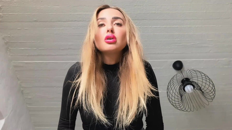 Goddess Lena: ナイロン・ルーザー