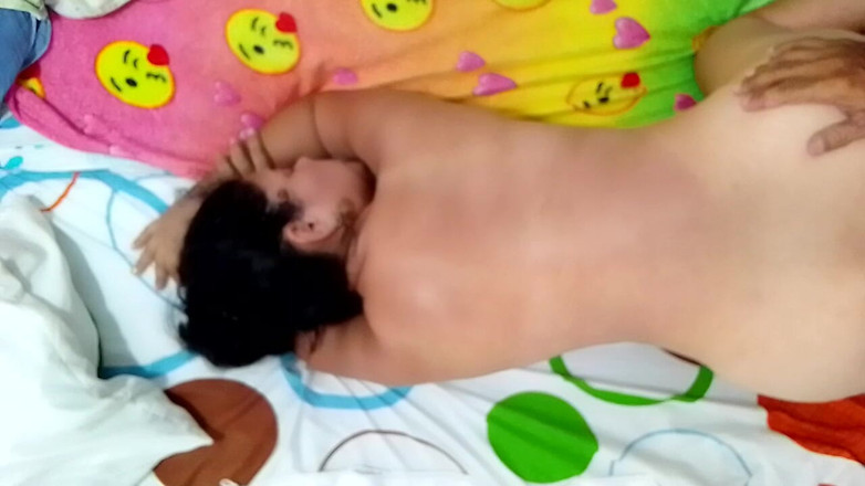 Valkyrie and Luigy Couple: 操我的热辣肛门小洞