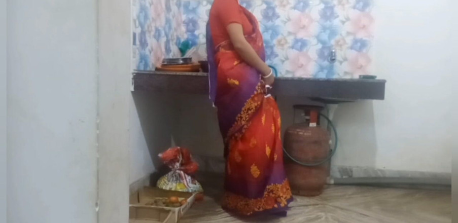 Teensex: Busty Bhabi Gets Pounded in the Kitchen by Her Devar.