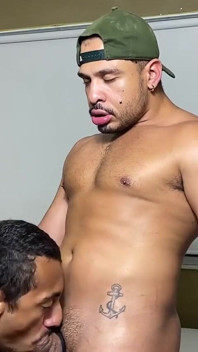 ハングラテン系は筋肉のお尻を繁殖させます!つけない！