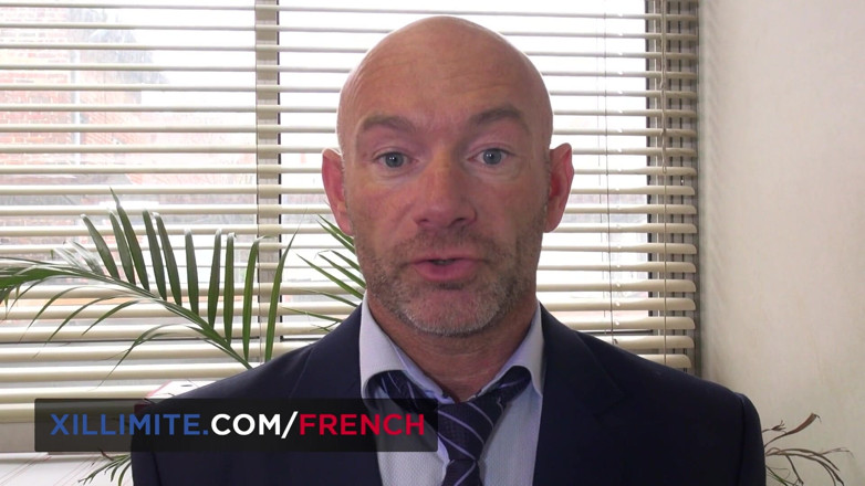 French girls at work: Französische neue sexy praktikantin, analsex bei der arbeit