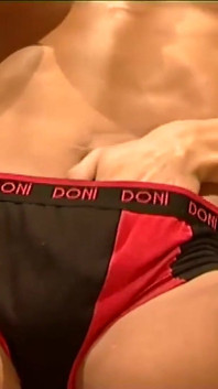East Twink w Self Masturbacja i Dildo Assplay