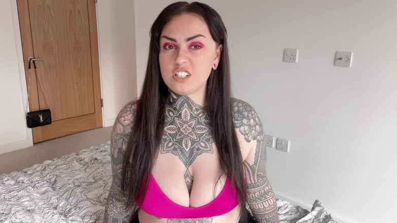 Miss Valentina: Binge на моєму досконалості