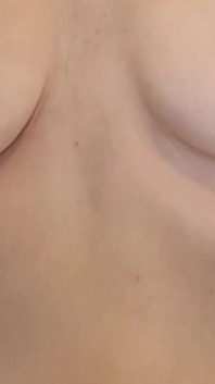 Hotwife Flashing and Playing with Her Tittie