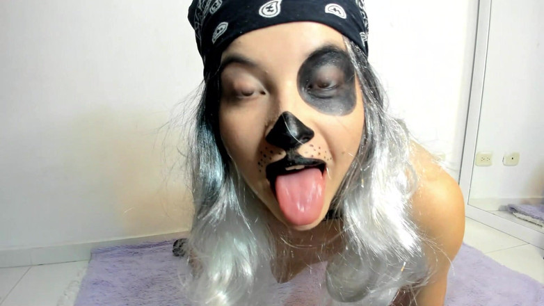 Lissa Brown: 今日あなたが見る最も忠実で従順な者たち