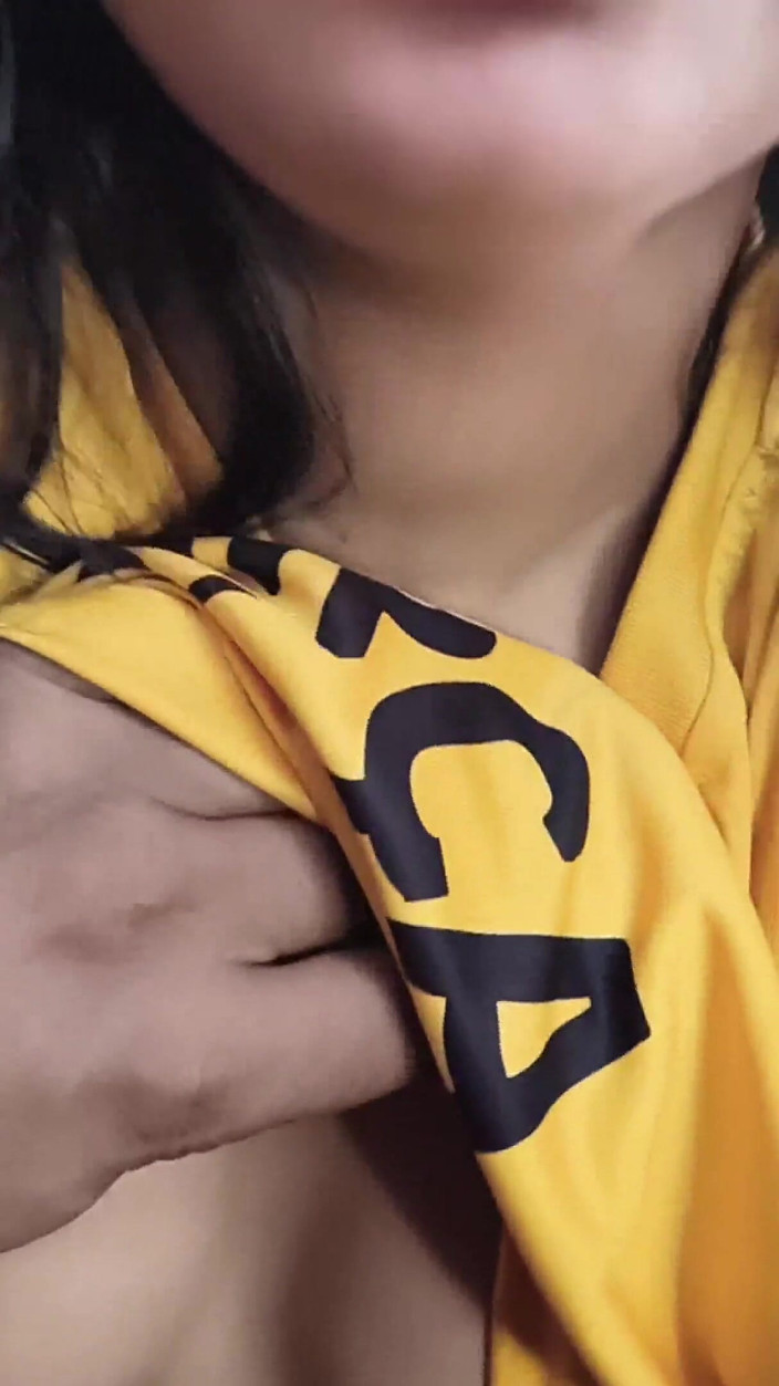 Sexysavita21: Super heißes desi-college-mädchen fickt nach dem college
