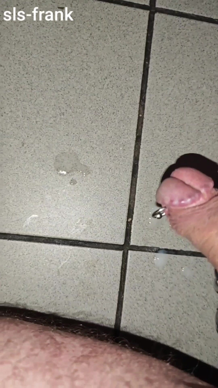 sls-frank: Sls-frank Squirt in Porn Cinema in Slow Motion From My...