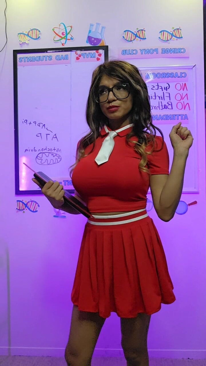 Goddess Rarity: Nữ thần rarity là ở đây để dạy bạn cách thích hợp để lái...