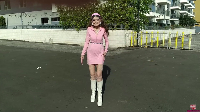 Sexy Sandra N Sir Christopher: 2026年1月 カリフォルニア州ハリウッドからのアナルティーラス