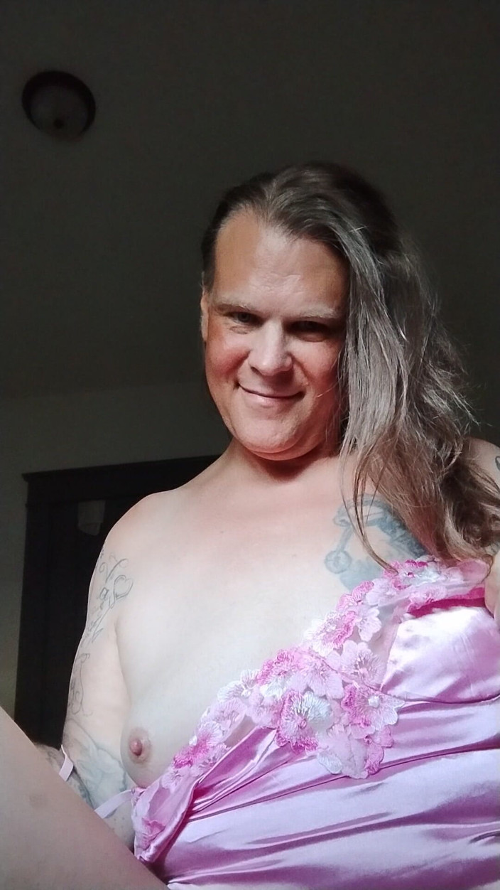 Varsity foxx: Pink &amp; Lace Dildo Play