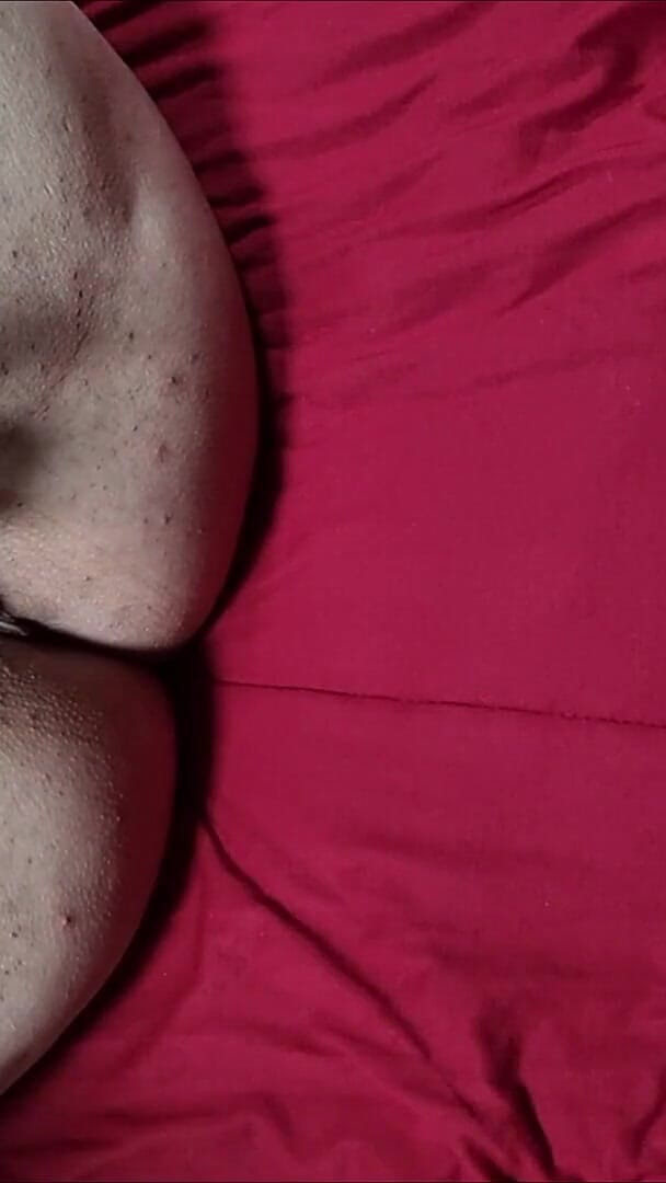 Chubby Married Woman Likes Toys in the Holes (Hot wife Karina and Lucas)