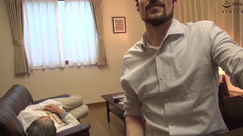 Raptor Inc: 自豪地展示我的大鸡巴！在短短几天内被接管！1