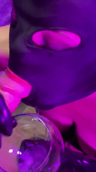 Kouření a cumkiss pro sissy manžela