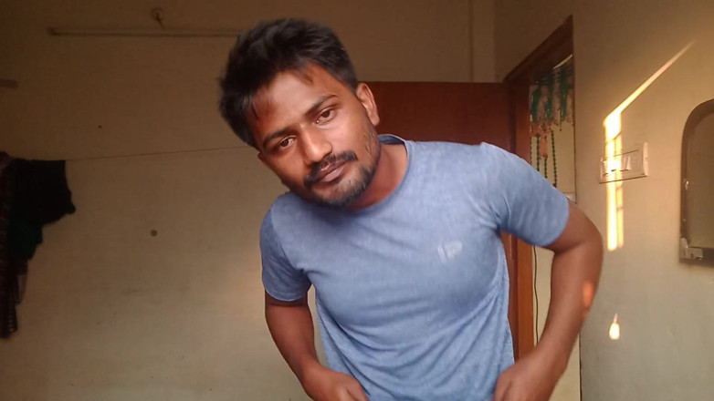 KUMBHA MANOJ KUMAR: 인도 게이 핫한 장면과 표정