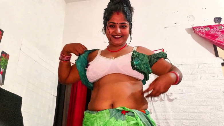 Raj pallvi: Desi Bhabhi Having Sex with Boyfriend While Call Talking to...