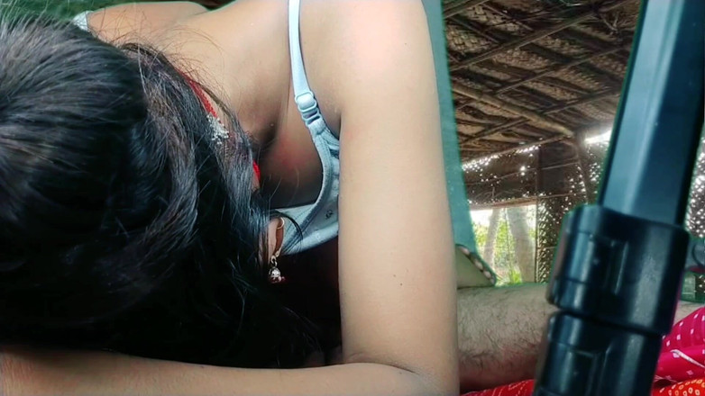 Rakul008: Indická krásná nevlastní sestra