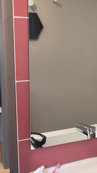 Ev arkadaşım duşta sevişmeyi seviyor