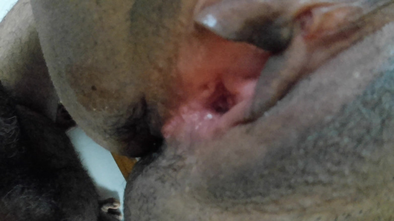 Wonder: Hot House Wife Yummy Pussy Licking
