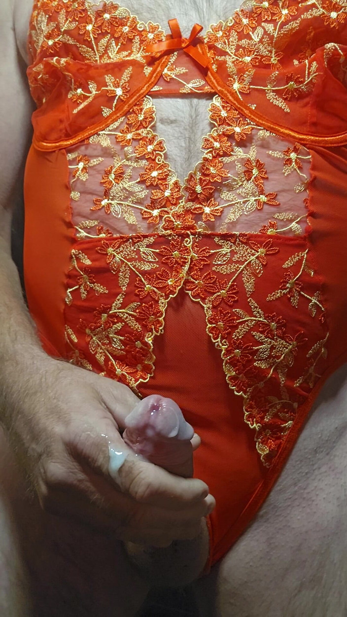 Fantasies in Lingerie: Кончаю?