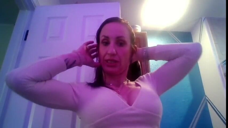 Zoey Portland: Gadis sange lagi asik ngusap memeknya saat lagi nggak dientot...