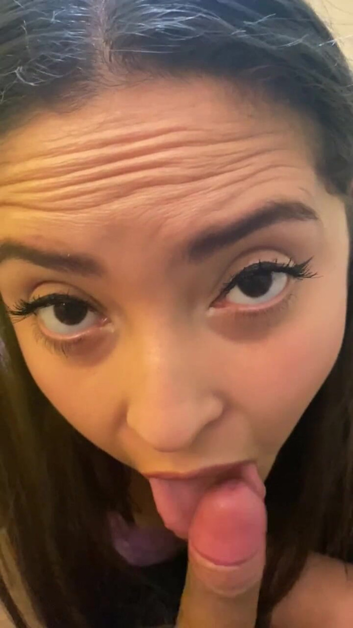yahaira martinez: Pipe et traite une belle bite