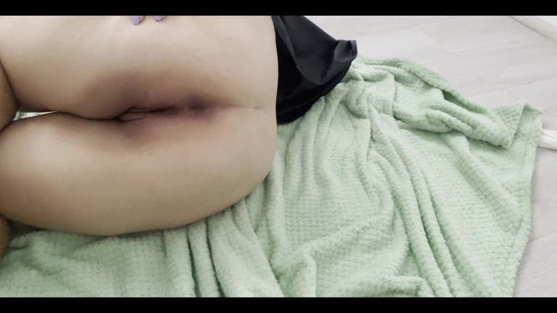 Lux Eva: MILF dává sexy JOI se sprostými řeči