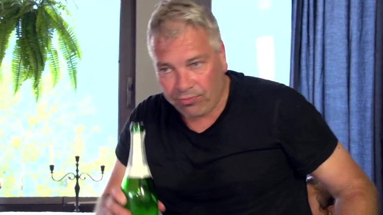 Deutschland porn: 異人種間のドイツ肛門乱交!