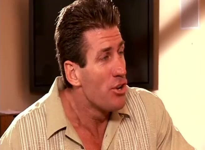 Perfect Porno: 热辣人妻被她老公的朋友勾引