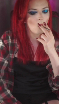 TS Bitch Smoking