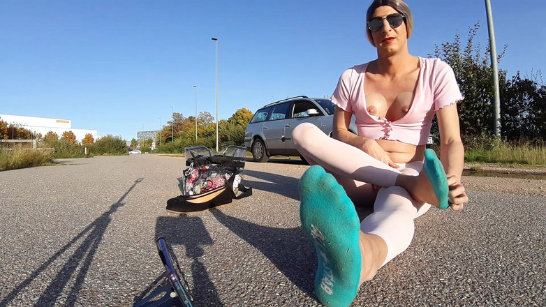 sweetfeet29: Sunny Honey