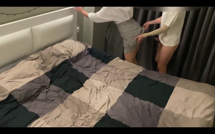 Good_view: 在新年派对上与出轨的女孩的自制视频