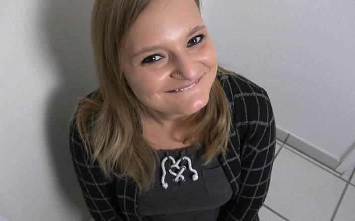 Lina Mila: 非常重要：别忘了口交!!