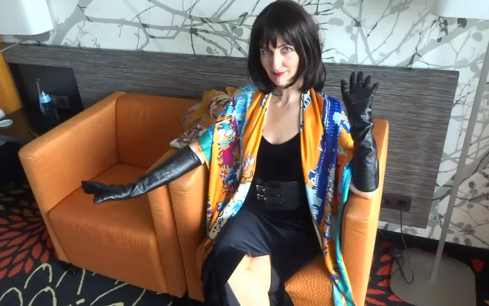 Lady Victoria Valente: Trying on 3 large scarfs made of satin and silk