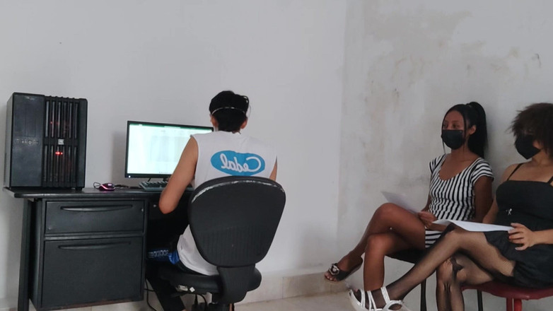 NEGRITA SEXY: Ketua Sumber Manusia Menggoda Setiausaha Baru yang Bercita-cita