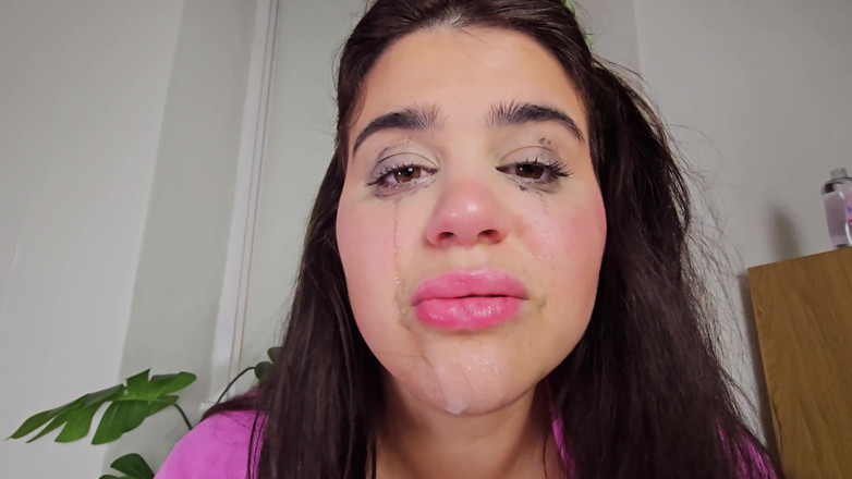 LuciaLatinaGomez: Super Sloppy Cum Swallow - Begging to Be Used