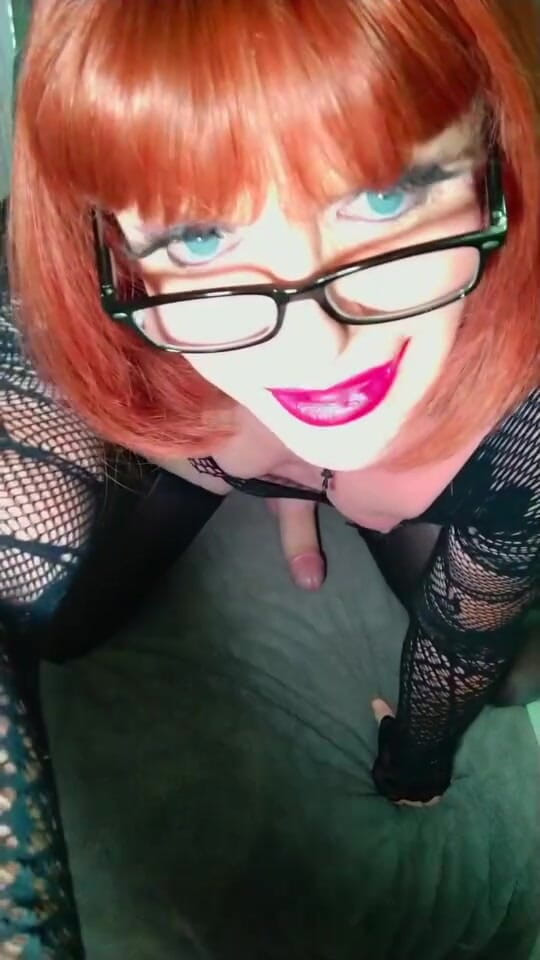 Emma Browne: Travestito rosso cattivo