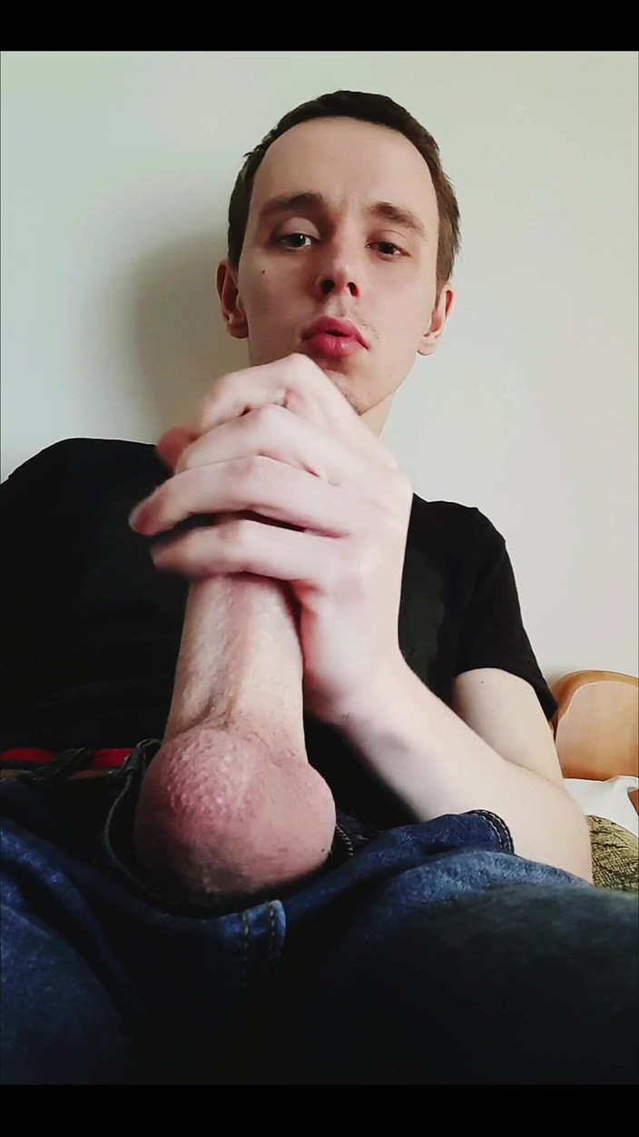 Latvian_boy: Grosse bite